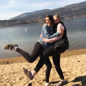 Meet your Posher, Kamri